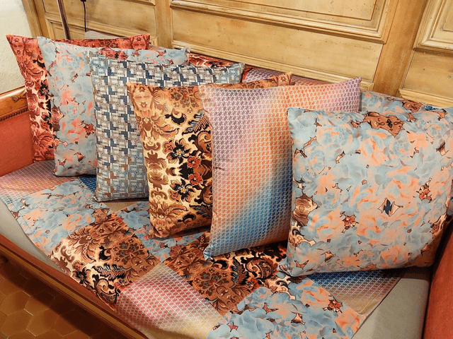 CHURCH blue. Coussin Acquarius 56cm